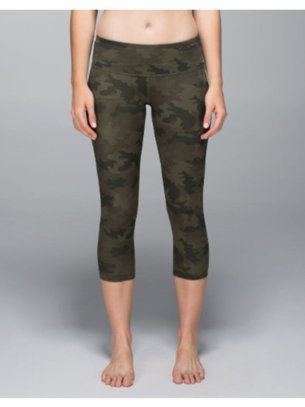 Lululemon Wunder Under Crop *Full-On Luxtreme size 6